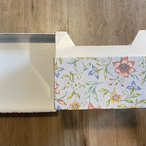 Storage Box Bin - Picture 4 of 5